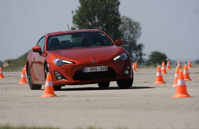 Ne nézzen úgy rám a gyönyörű szemével! – Toyota GT86 bemutató