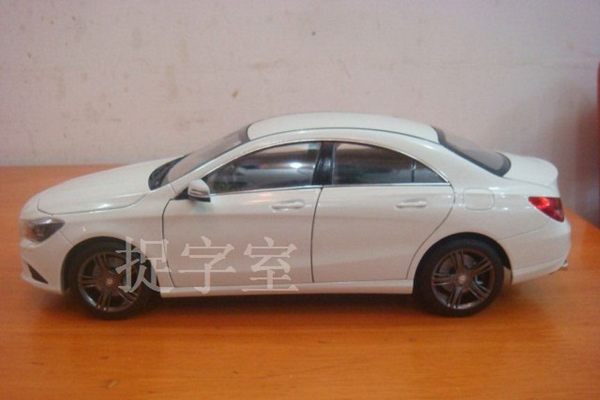 MERCEDES-BENZ C-OSZTÁLY