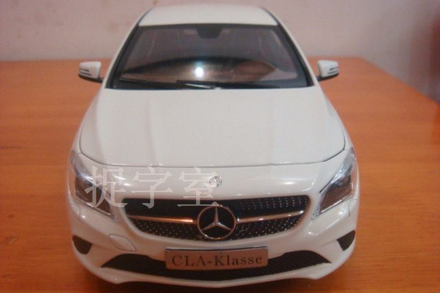 MERCEDES-BENZ C-OSZTÁLY