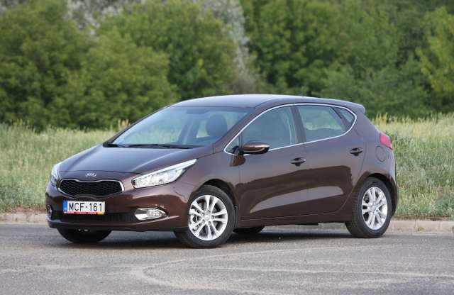 Olcsóságnak nyoma sincs – Kia cee’d 1.4 teszt