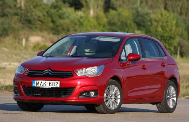 Kézzel váltva is takarékos – Citroën C4 1.6 e-HDi teszt