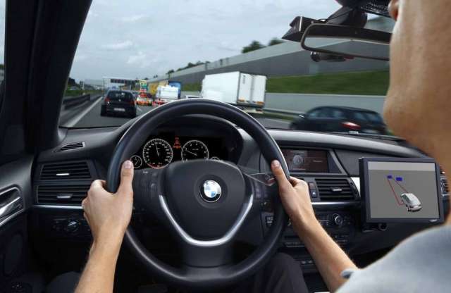 Drága, de hasznos és kényelmes extra a tempomat