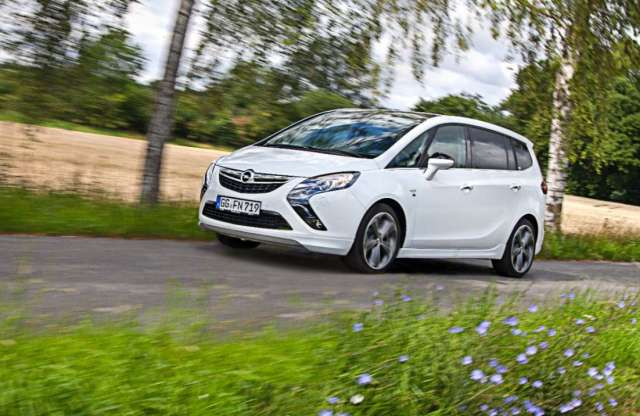 Egyterűként is lehet gyárilag gázos egy Opel