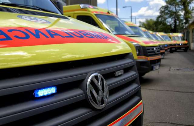 Újabb Volkswagen Crafter mentőautók álltak szolgálatba