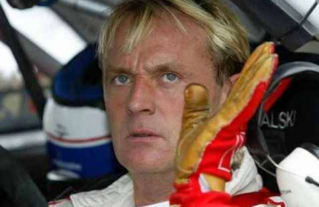 Már megint elment egy legendás pilóta