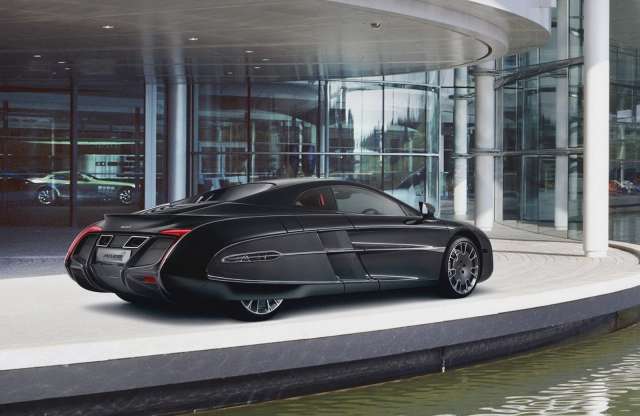 Denevérszárnyas McLaren titokzatos milliomosnak