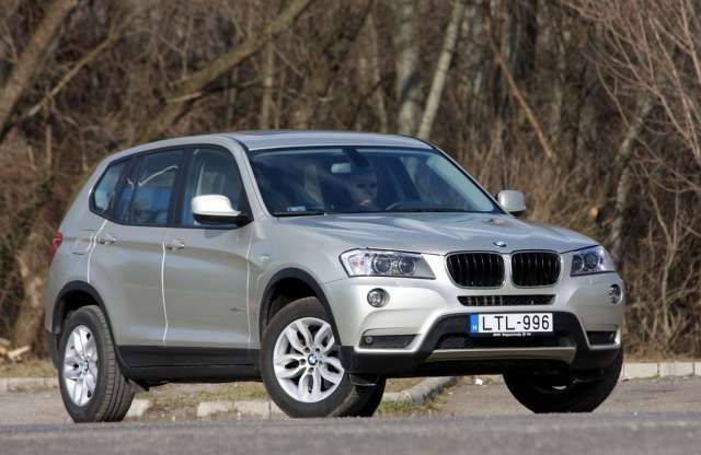 Nevetséges teljesítménnyel jön az új BMW X3 alapmodell