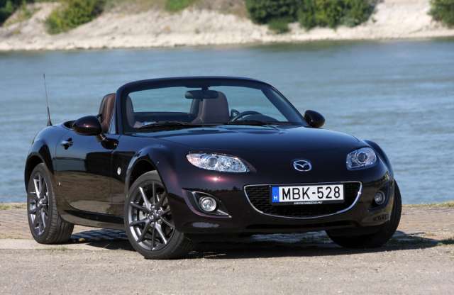 Az egyik legjobb autó, ennyi. Mazda MX-5 teszt