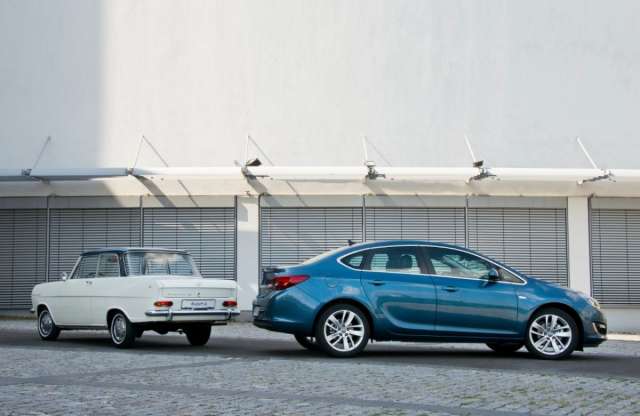 50 éve készült az Opel első kompakt szedánja
