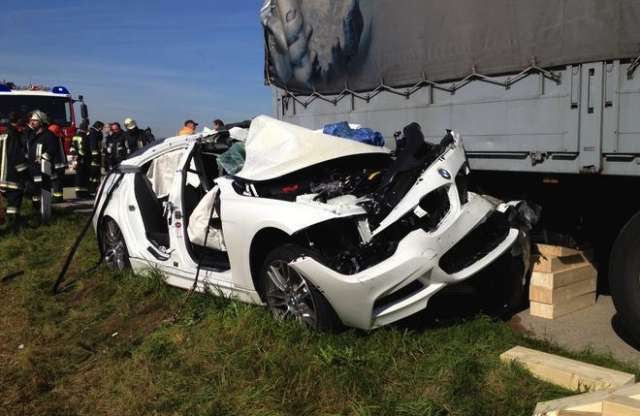 Hibrid menetpróba közben vesztette életét a BMW tesztpilótája