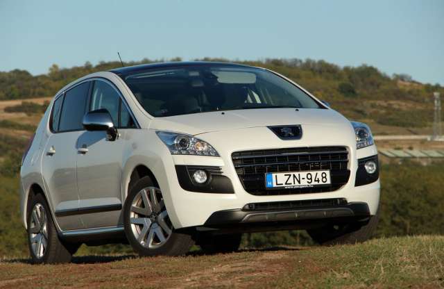 Természetbarátok barátja – Peugeot 3008 HY4 teszt