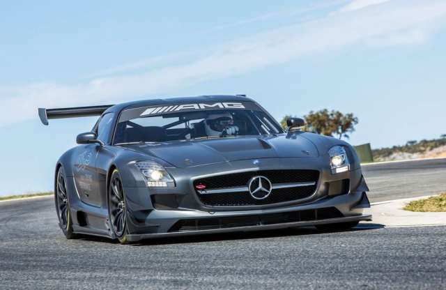 120 millióért ezt a Mercedest vennénk meg