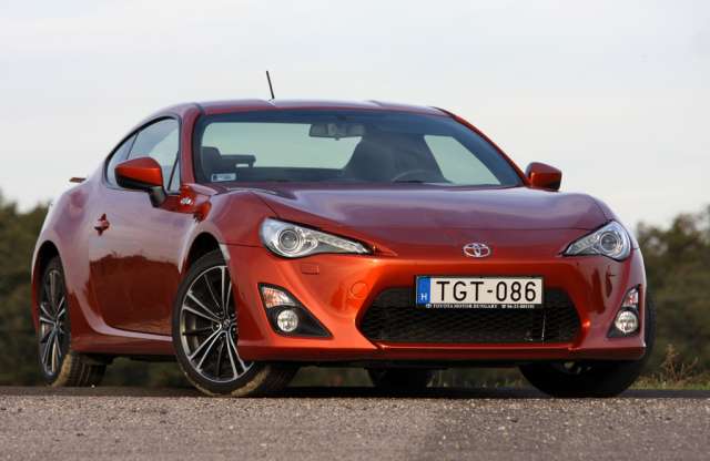 Végre egy izgalmas Toyota – Toyota GT86 teszt