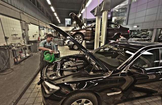 Értenek hozzá, avagy miért menjünk márkaszervizbe?