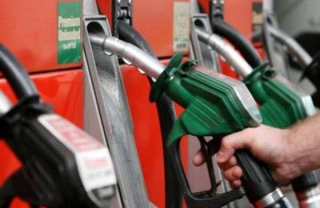 Ismét nagyot eshet a benzin ára