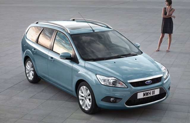 Tágas kombi 1,5 millióért: Focus vagy Octavia? Vagy valami más?