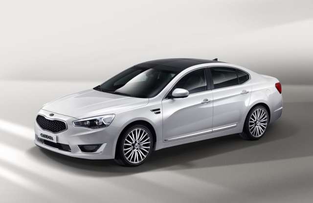 Mondeósodik a Kia Cadenza