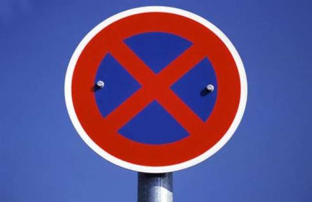 105 bukás a KRESZ-vizsgán