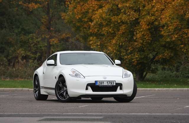 Táskában hagyott fegyver – Nissan 370Z GT Edition teszt