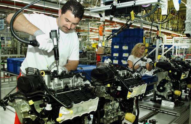 Újabb magyar motorokat kap a Volkswagen Golf