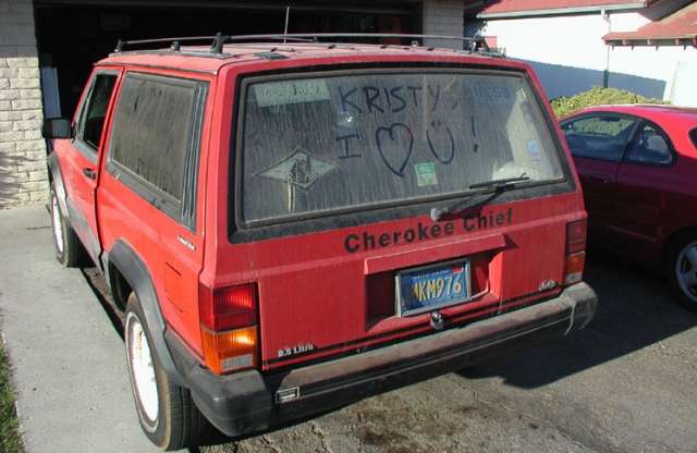 Ezt nem hiszed el: intimzuhany az autómosóban