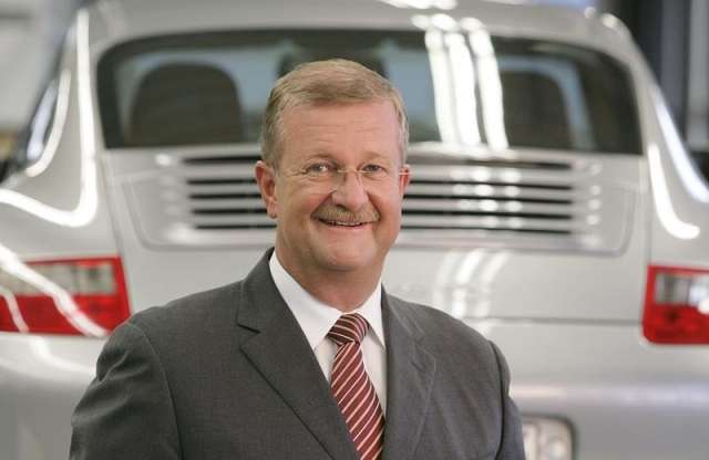 Pizzasütésből él a Porsche korábbi vezérigazgatója