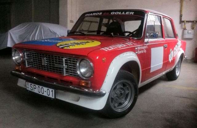 Itt az első SP rendszám