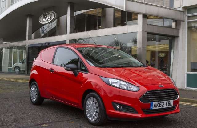 Furgon – Aston Martin orral, 3,3 l/100 km étvággyal