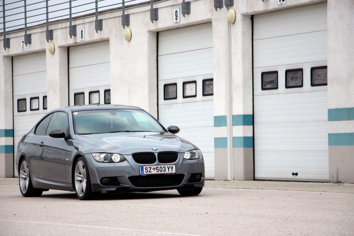 BMW 325