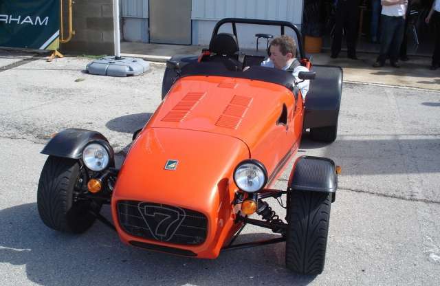 Még gyorsabb a Caterham Seven