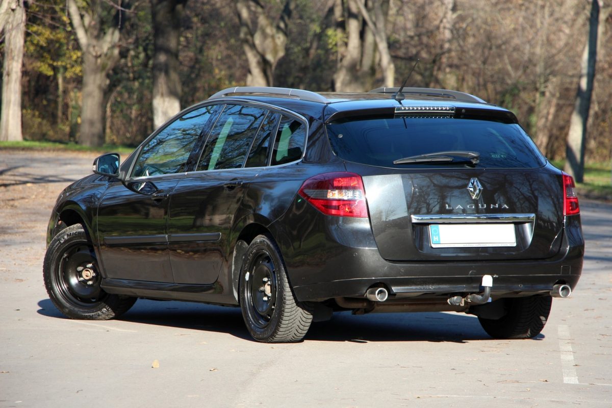 RENAULT LAGUNA