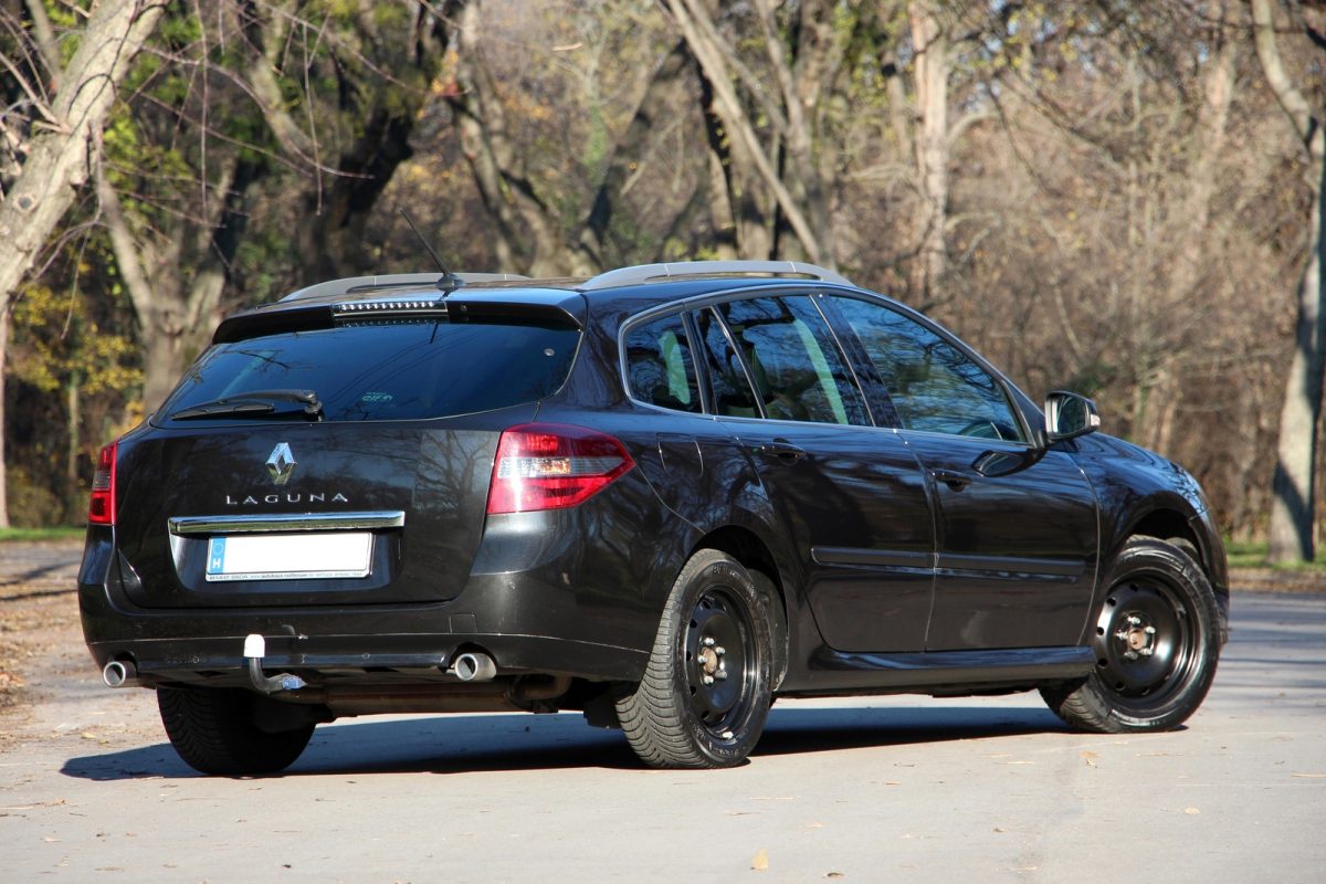 RENAULT LAGUNA