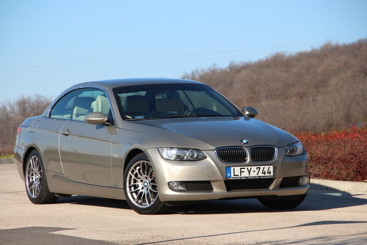 BMW 330