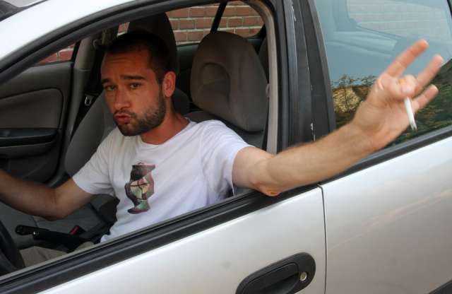 Büdös van az autóban? Bölcs, aki szagtalanít