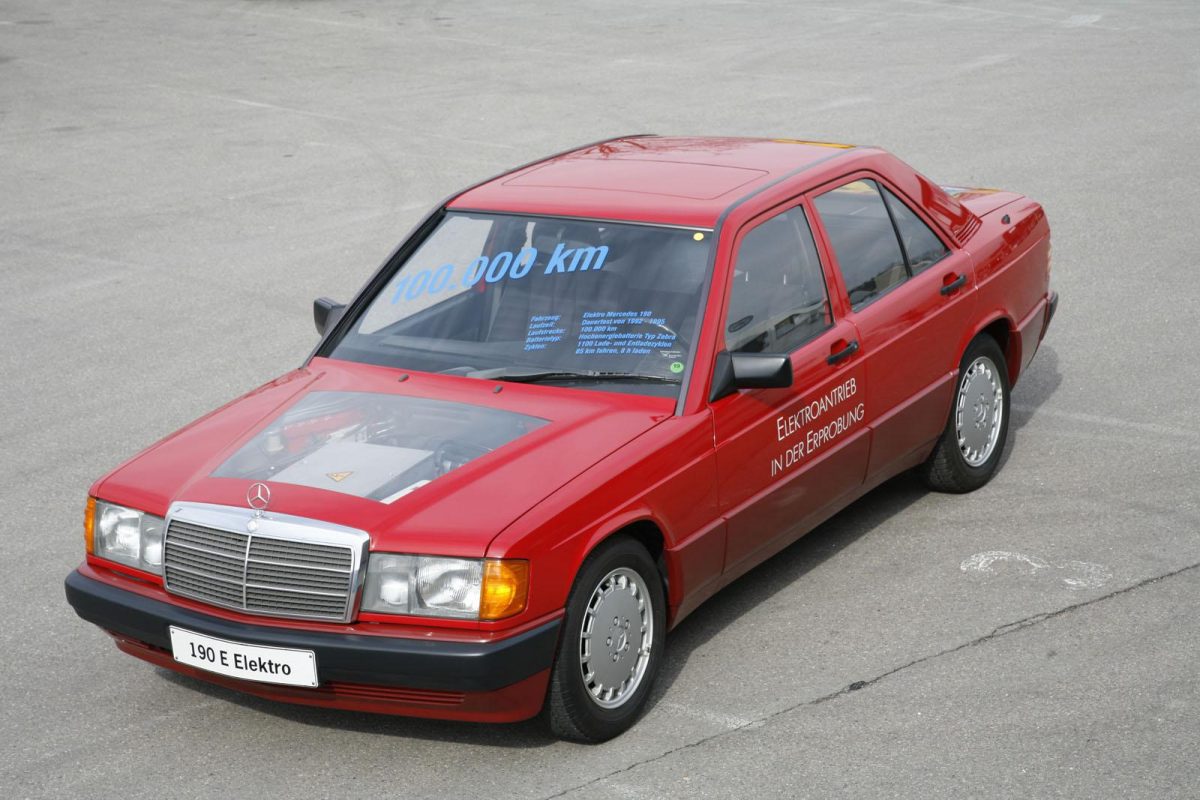 MERCEDES-BENZ C-OSZTÁLY