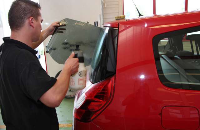 Nem csak tuning, védelem is az autófóliázás