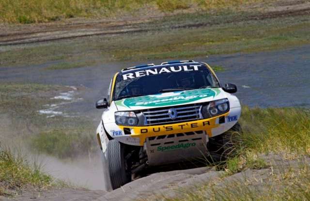 A Nissan is akar egy Dacia Dustert