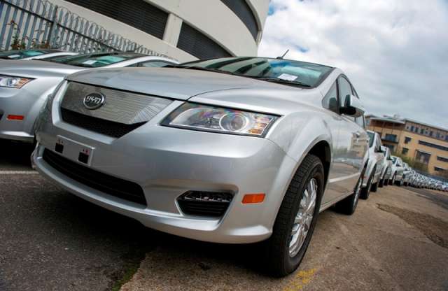 Patra szálltak a kínai villanyosok