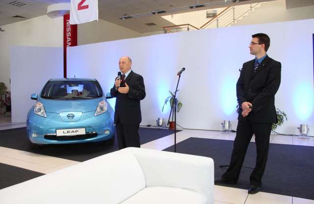 Forradalom előtt a hazai villanyautózás - véli a Nissan