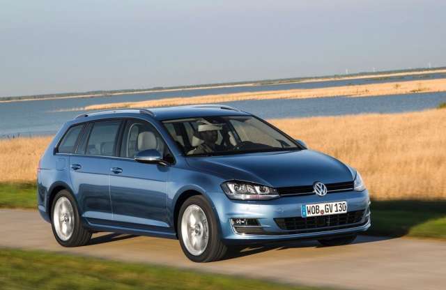 Jaj a Passatnak? Itt az új Volkswagen Golf Variant
