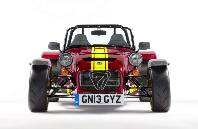 2,8 másodperc alatt van százon az ünnepi Caterham