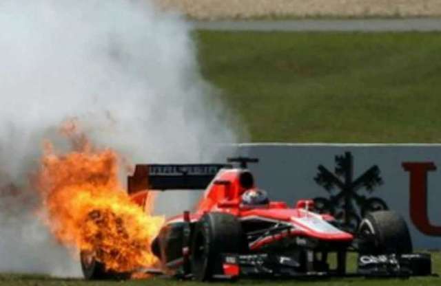 Ferrarira vált a Marussia