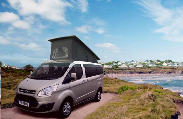 Ford lakhatási engedéllyel