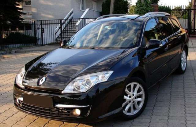 Hiába van kánikula, a csaló autóhirdetők nem pihennek