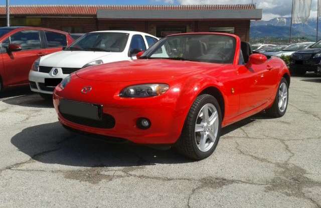 Mazda MX-5 Olaszországból? Rizikós, de olcsónak ígérkezik