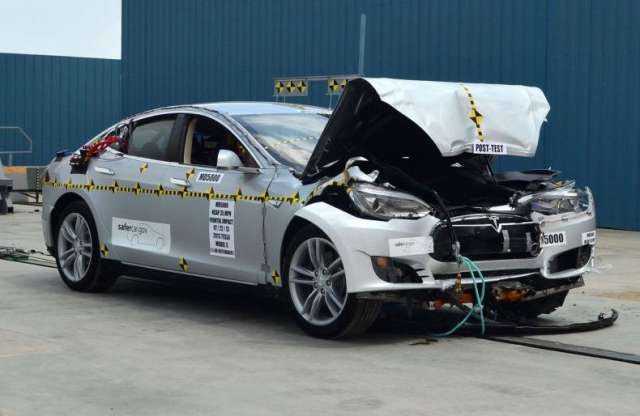 Amerika legbiztonságosabb autója a Tesla Model S
