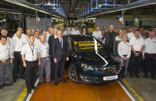Legördült a gyártósorról az első új Opel Insignia