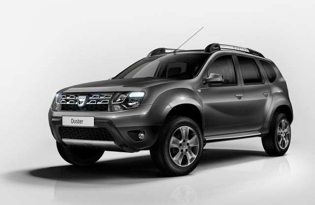 Első képeken a frissített Dacia Duster