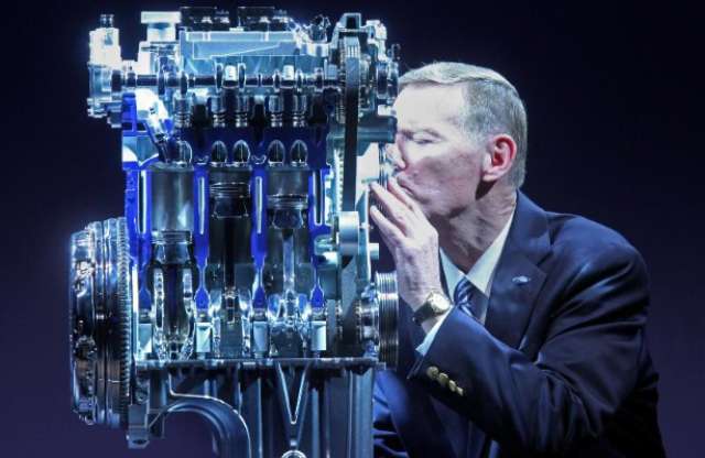 Majdnem mindenkinek az Év Motorja kellene