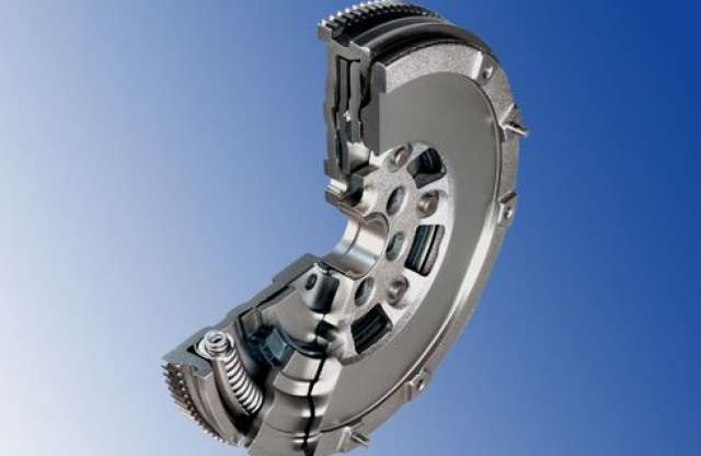 Mi öli meg a kettős tömegű lendkereket?